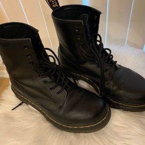 Doc Martens Women’s 1460 Smooth Leather Boots